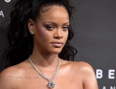 Η Ριάνα έγινε πρέσβειρα της πατρίδας της των Μπαρμπέιντος